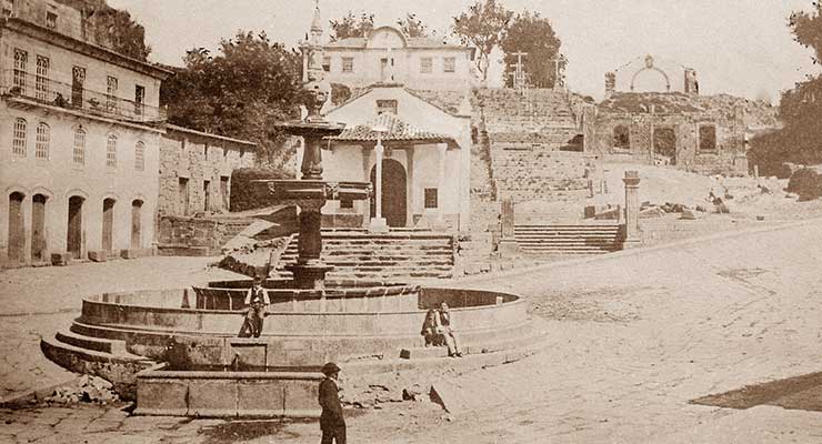 Um Chafariz, dois locais